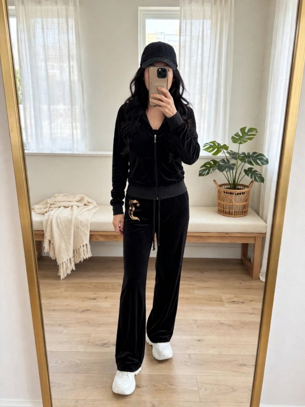 Juicy Couture Black Velour Tracksuit Set Sequin Crest Hoodie Pants S